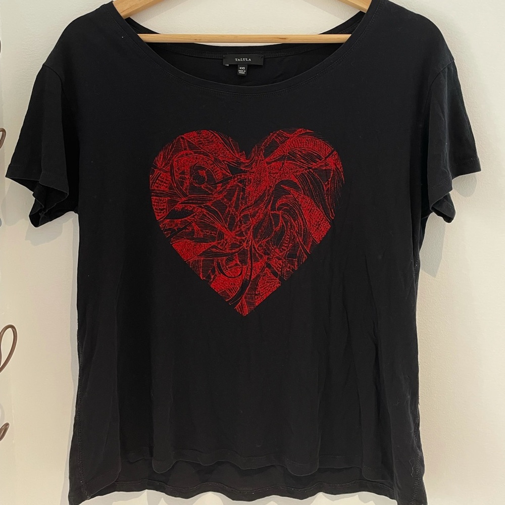 Talula Aritzia XXS velvet heart short sleeve top
